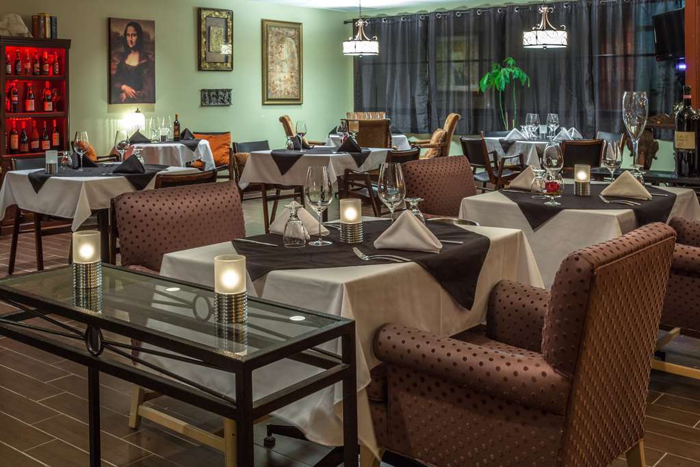 Hotel Ramada By Wyndham Timmins Restaurace fotografie
